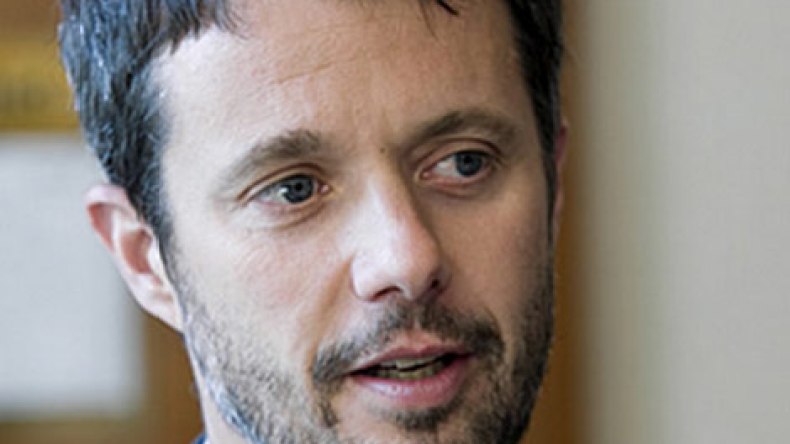 ولي عهد الدانمارك يشارك في سباق الرجل الحديدي