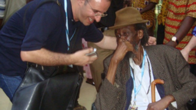 “العفو لا يداوي كل شيء ولكنه يدفع ببعض الأشياء إلى الأمام”