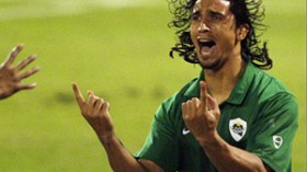 أنا في عنابة رسميا ولن ألعب للوحدة السعودي