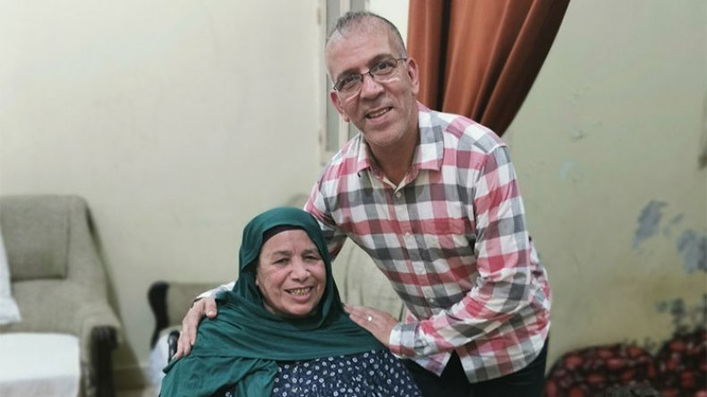 زيارتي عائلة أبو تريكة في مصر لا علاقة لها بالسياسة..!