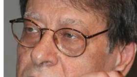 عباس‮ ‬النوري‮ ‬وكاريس‮ ‬بشار‮ ‬يقرآن‮ ‬شعر‮ ‬درويش