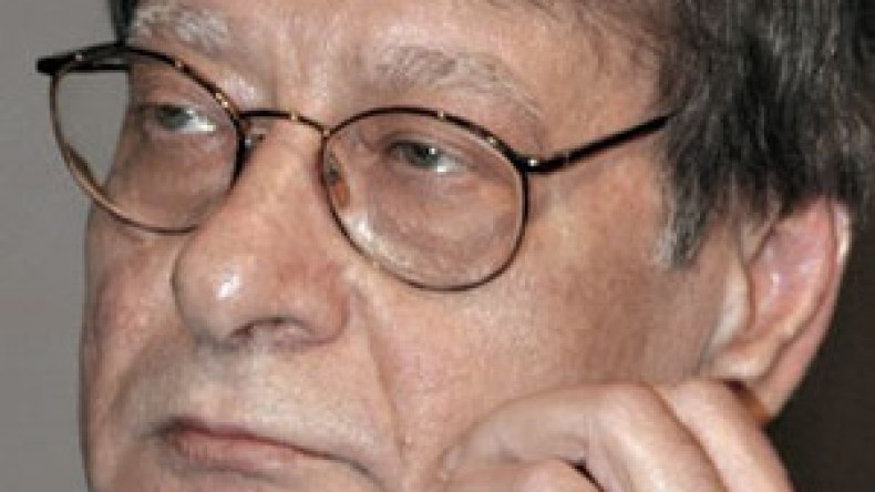 الحاجة حورية درويش تلتحق بابنها الشاعر محمود الى الرفيق الأعلى