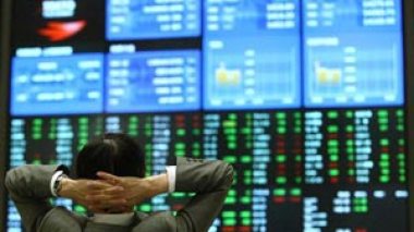 World markets mostly lower on dour US data