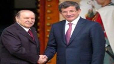 Davutoglu: des décisions “très importantes” pour hisser les relations bilatérales