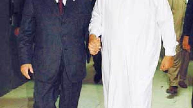 الرئيس بوتفليقة يستقبل الشيخ يوسف القرضاوي