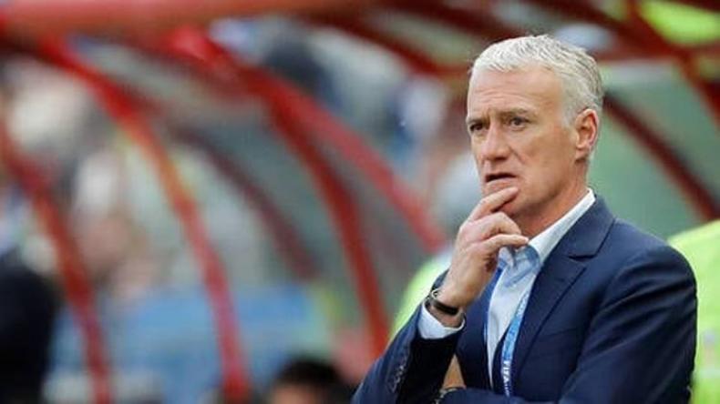 مدرب بطل العالم مُتخوّف من استئناف المنافسات الكروية