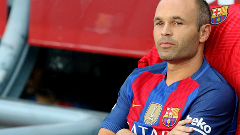 إنييستا: “لاماسيا” الحل لمواجهة جنون “الميركاتو”