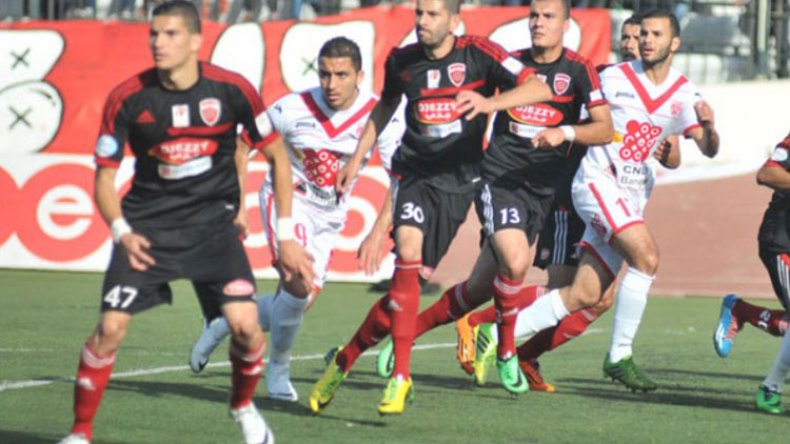 بلوزداد يتعثّر وطرد 4 لاعبين