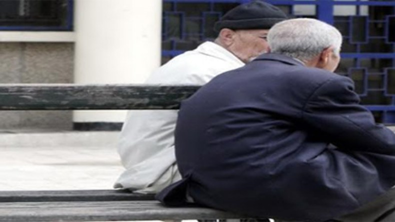 شركة تأمين تشترط “الجري” على المتقاعدين