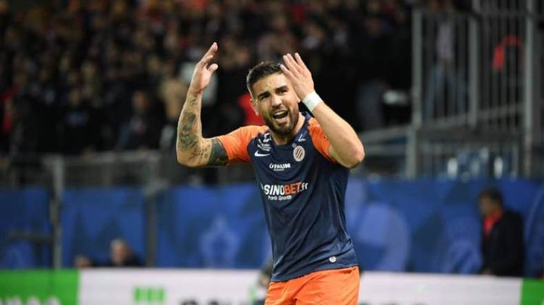 ديلور يُطمئن وينفي إصابته بِفيروس “كورونا”