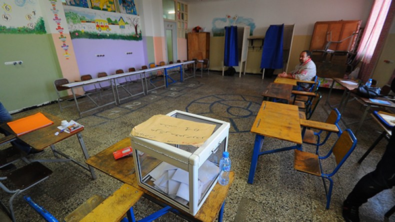 لغط حول اللعب بأصوات الناخبين وغرباء انتخبوا مكان غيرهم بورقلة