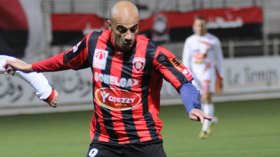 نور الدين دهام للشروق: الخضر لن ينهزموا في بانجول وعامل التجربة سيكون الفاصل