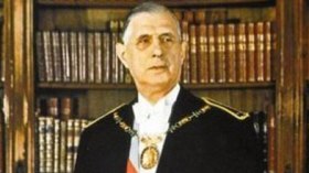 ديغول هو عراب الطابور الخامس في الجزائر و خلية في الإيليزيه تدير خيوطه