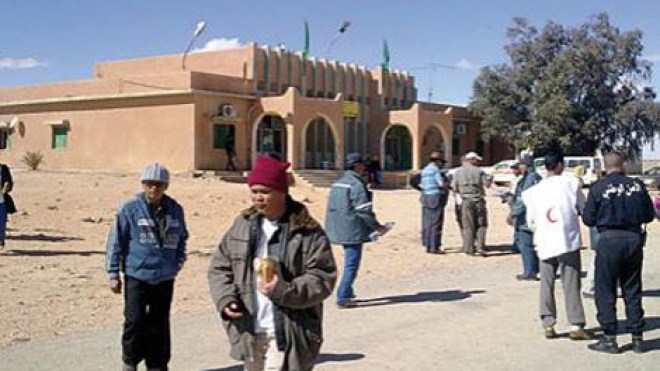 ليبيون يغرقون السوق السوداء بالعملة الصعبة
