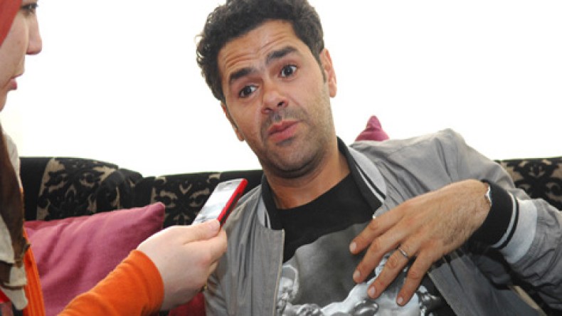 جمال دبوز يخرج عن صمته ويصرّح: فرنسا أمّي، فلا تلمسوها!”