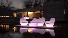 ديكورات مضيئة للمساحات الخارجية