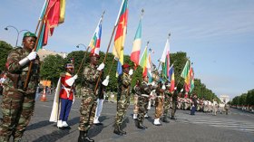 علم الشهداء لن يرفرف في ساحة الشانزيليزيه!