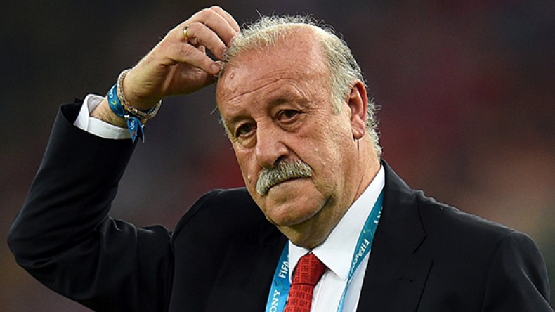 ديل بوسكي يحذر من تأثيرات أزمة كتالونيا على الكرة الإسبانية