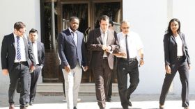 وفد من الفيفا يزور الجزائر ويلتقي روراوة