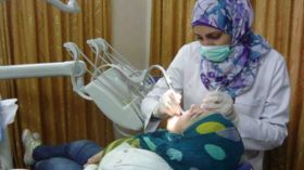 أطباء الأسنان والحلاقون مزرعة لانتشار السيدا والتهاب الكبد الفيروسي..!