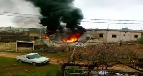 Syrie: Deraa et Idleb sous le feu, nouveau “massacre” à Homs