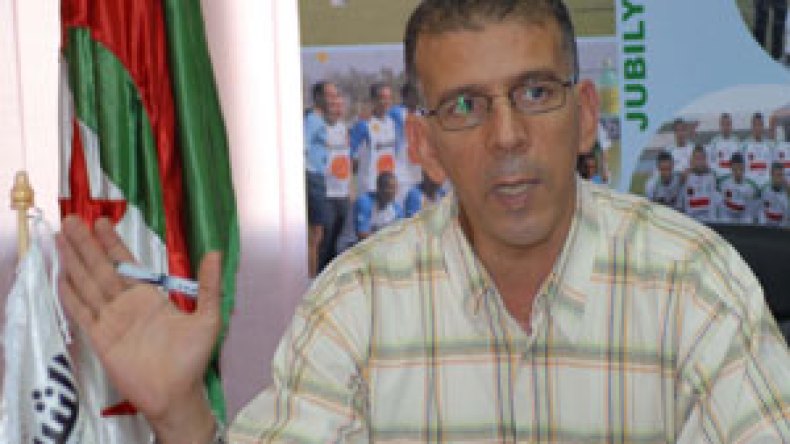 حفيظ دراجي للشروق: الفوز على زامبيا يضمن لنا 80 % من التأهل للمونديال