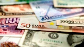 كمائن أمنية عبر أسواق العملة لاصطياد أجانب يهرّبون الملايير