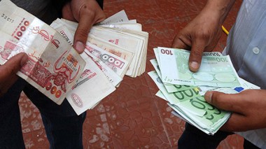 Alger: descente de police au square Port-Saïd