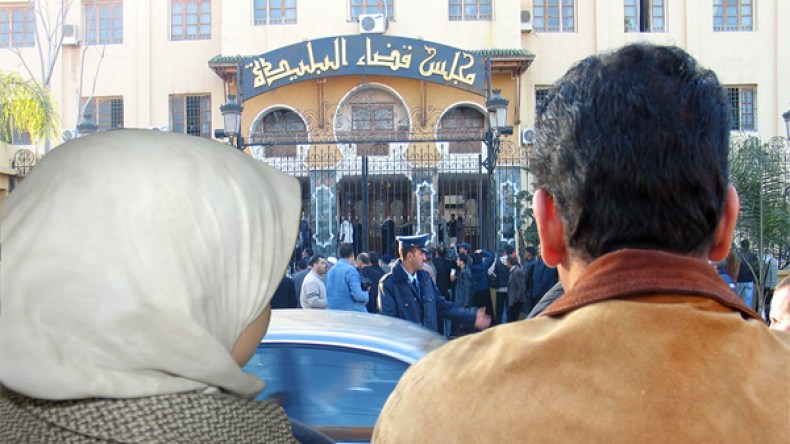 أطفال تائهون في أروقة المحاكم بسبب عداوة الأزواج بعد الطلاق!