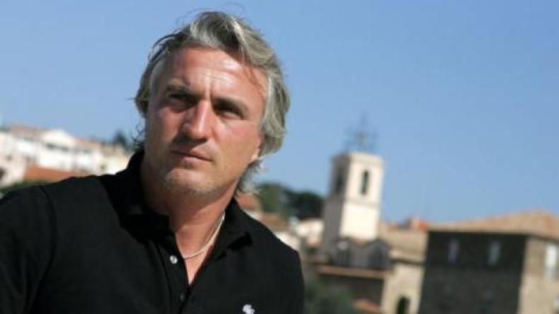 ناشط مغترب يرغم إذاعة بريطانية على تقديم الإعتذار للجزائريين