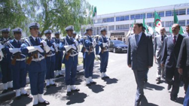 El-Hamel promet des sanctions fermes pour tous ceux qui auront à divulguer des secrets professionnels