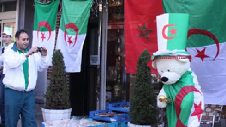 دبي تتحول إلى مدينة جزائرية والجاليات العربية في صف الخضر