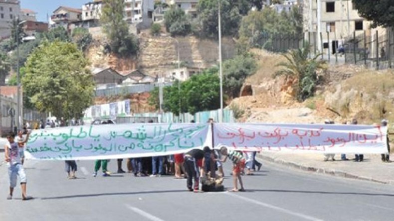سكان “ديار الشمس” ينتفضون ضد “حڤرة” الترحيل