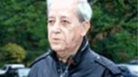 “كان دائم السؤال عن الجزائر، يوصلني إلى محطة القطار ثم يودعني ملوحا بيده”