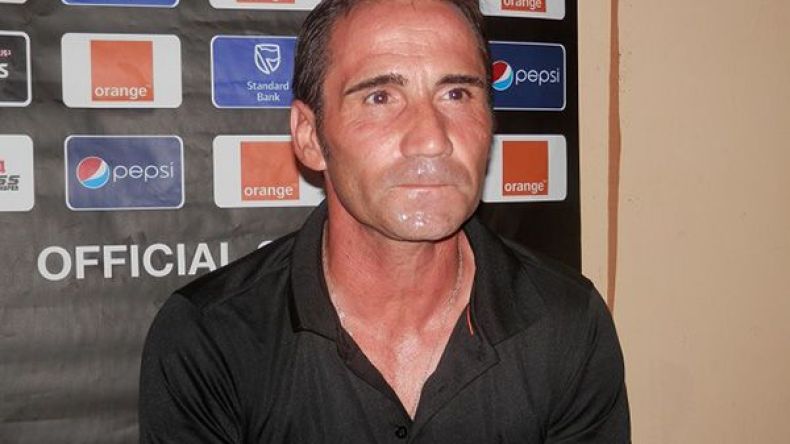 الفرنسي غوميز يؤخر موعد قدومه إلى قسنطينة