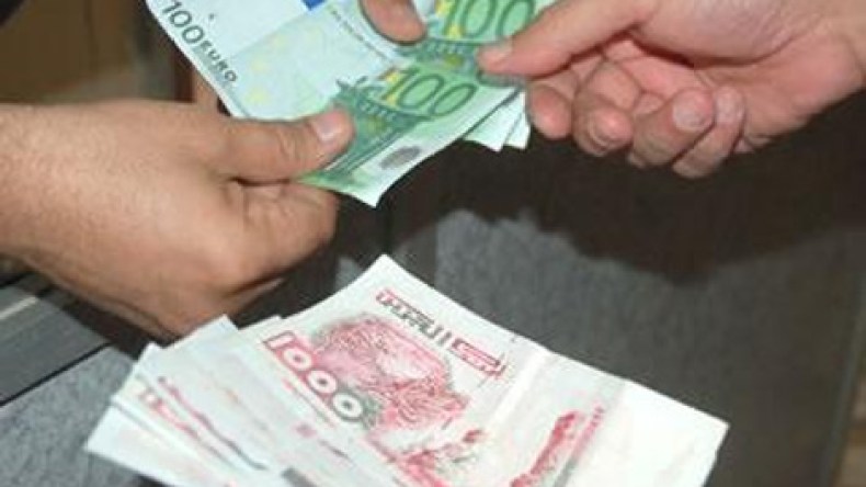 ارتفاع سعر الأورو يُنعش الحدود الجزائرية التونسية