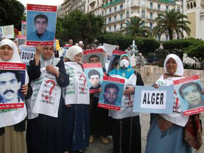 Familles des disparus : rassemblement à Alger