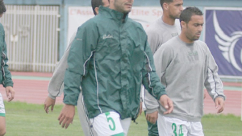 ظروف عائلية قد تجبر ديس على البقاء في البليدة