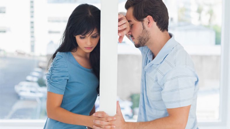 شبان وفتيات أمام جدلية كن أو لا تكن!