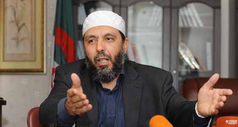 Fatima Ismaïl (épouse d'Abdallah Djaballah): ” Mon mari n’a rien à voir avec ma candidature “