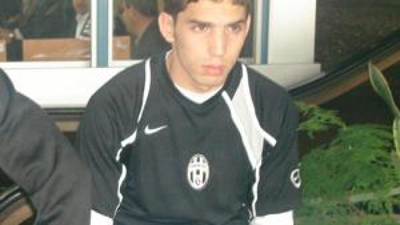 ‮”سئمت‭ ‬طول‭ ‬الانتظار‭.. ‬ومصيري‭ ‬بيد‭ ‬سرار‮”‬