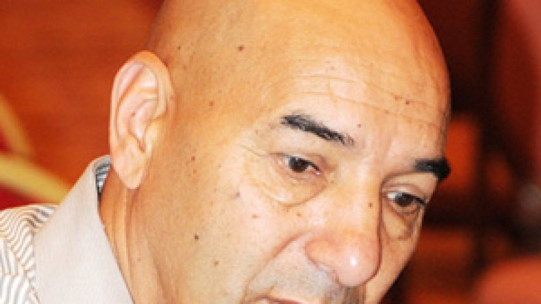 ‮”‬الخضر‭ ‬أكبر‭ ‬من‭ ‬حاليلوزيش‭ ‬ومستعد‭ ‬لمساعدة‬ المدرب‭ ‬الأجنبي‮”‬