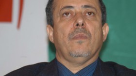 هؤلاء يأكلون أموال الشعب ويكذبون عليه