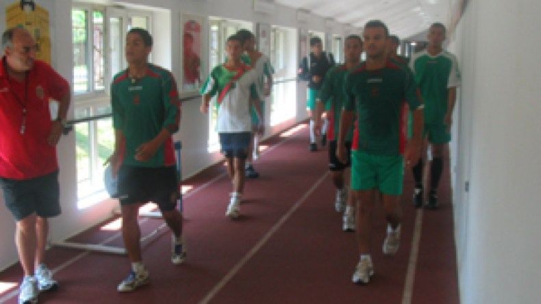 مولودية الجزائر: المغتربون الثلاثة يلوحون بالمغادرة