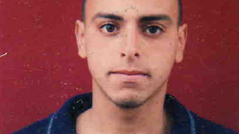 جمال فضل المغامرة وعائلته تبحث عنه في مدافن و سجون العالم