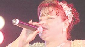 جميلة العنابية تتحدث لأول مرة عن زيجاتها .. ثروتها واعتزالها