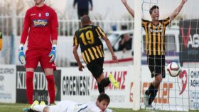 الكهل “جبور” إلى نهائي كأس الاغريق!