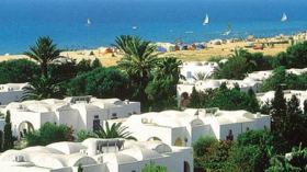 رمضان الصيف يقلق التونسيين من تراجع توافد الجزائريين