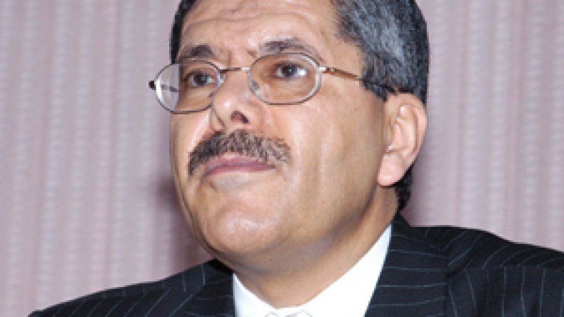 جيار يعد بثورة رياضية