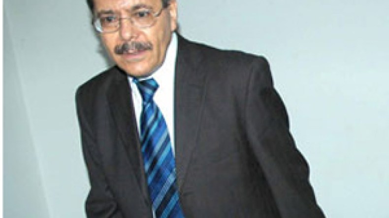 تبرؤوا من الوزير جيار واتهموا العرفاوي